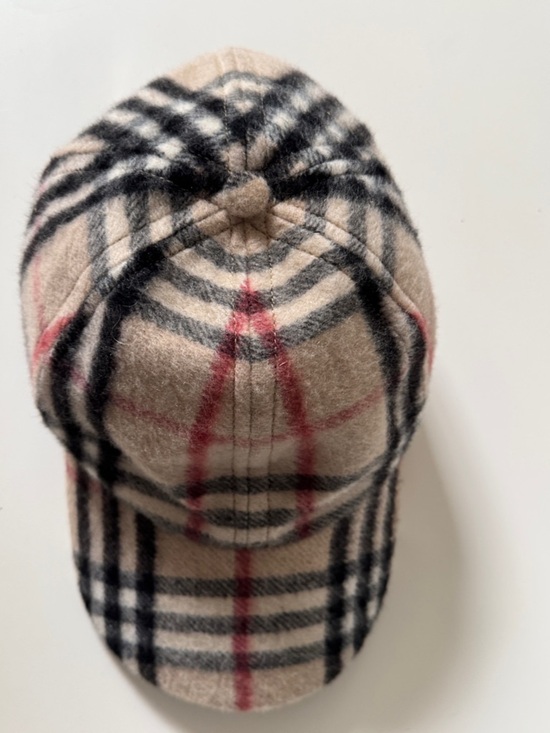Burberry London 100% Cashmere Beige Plaid Cap with Black and Red Checks main image 15